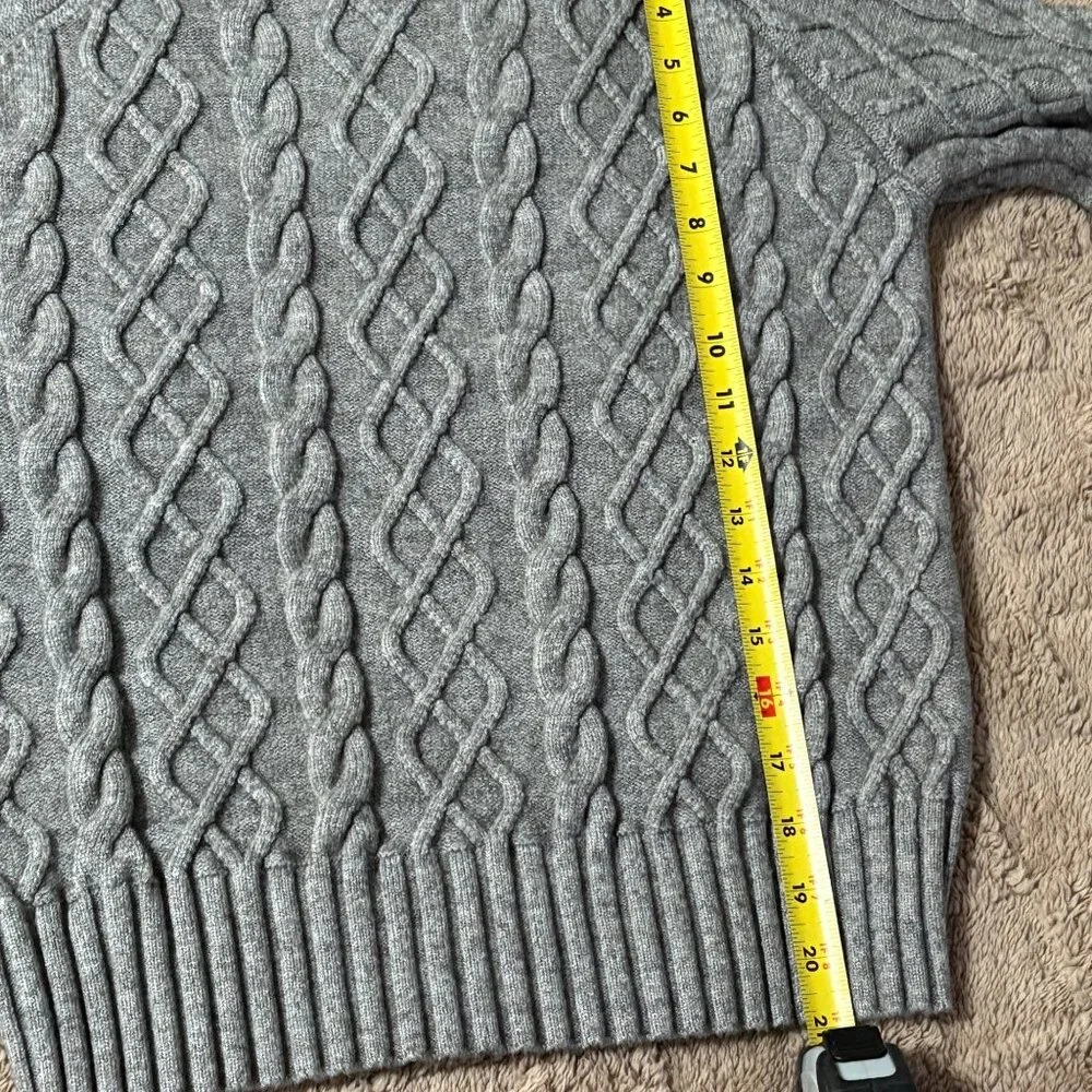 Like New Evereve Turtleneck Harlow Gray Cable Knit Sweater Leather Sleeve Size S - Picture 10 of 10